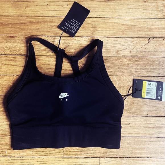 Nike Other - Nike NWT! Women’s Black sports bra. Training Sz small. New design 1 piece pad